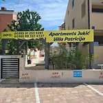 Apartment Patricija-apartmani *